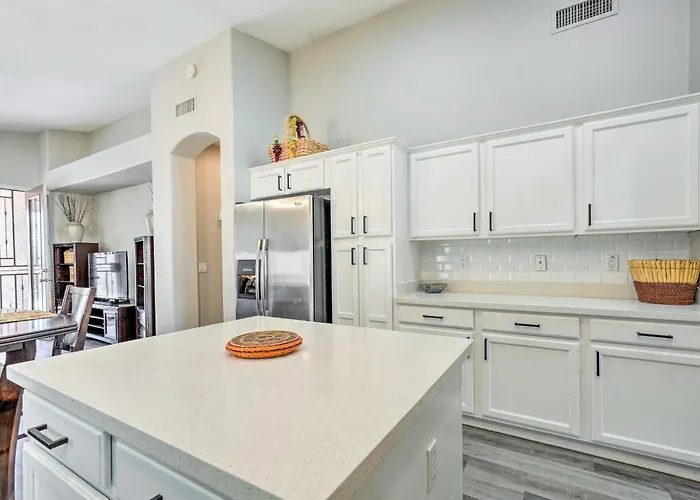 4 Mi To Peoria Sports Complex: Family W/ Pool * Glendale